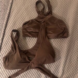 Lululemon sports bra bundle